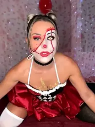 petrouchkaaa_ webcam model stream image