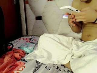 the-goodguyss webcam model stream image