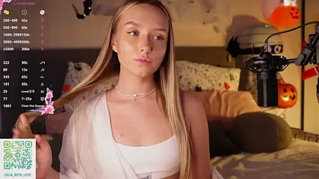 HollisBeckett webcam model stream image