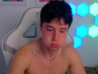 Vadim Khalil webcam model stream image
