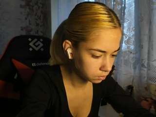 zolaheimrich webcam model stream image