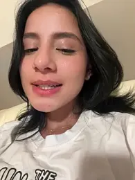 Ale_Lewis webcam model stream image