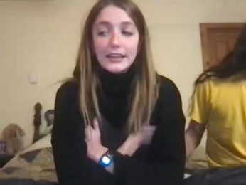 yourhotmother webcam model stream image