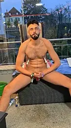 public_streamer webcam model stream image