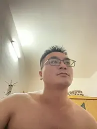 huskingb webcam model stream image
