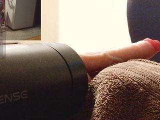 2tiredoftoys webcam model stream image