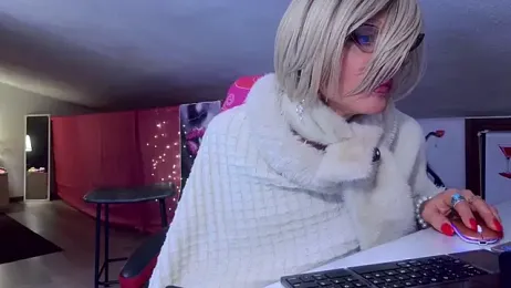 LadyOxana webcam model stream image