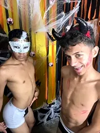 preston_and_slade webcam model stream image