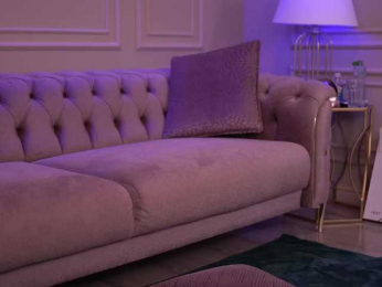 KatieHayes webcam model stream image