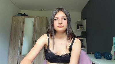 LaviniaStolze webcam cam4 model stream image