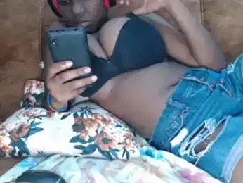 Vaggin_slut webcam model stream image