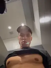 Eros_lee webcam stripchat model stream image