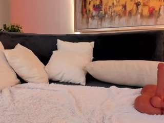 jennifer-rodriguez webcam model stream image