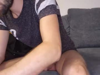 julia_official webcam model stream image