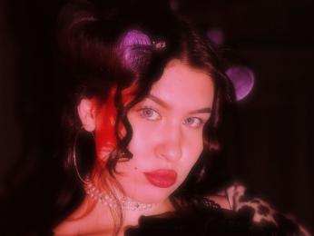 LarondaSuitt webcam livejasmin model stream image