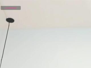 Zara Clark webcam model stream image