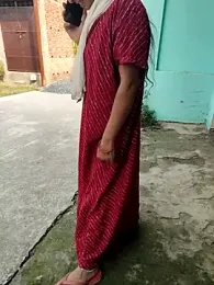 COUPLLE_VILLAGE webcam model stream image