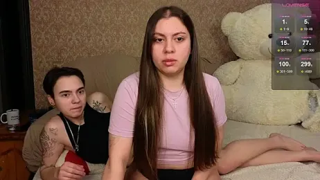 yourfav0ritegirls webcam model stream image