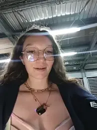 Lucy_colee webcam model stream image