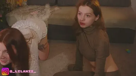 Freckle_Diyana webcam model stream image