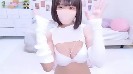 aki_zzz webcam model stream image