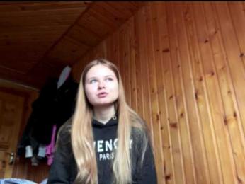 nickalicka webcam bongacams model stream image