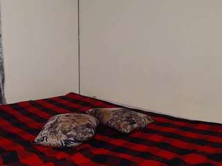 dangercurvy webcam model stream image