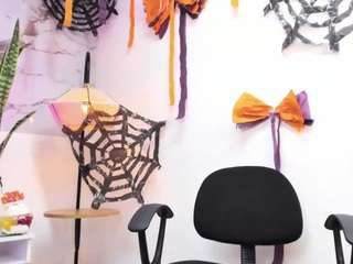 oriana-luxty webcam model stream image