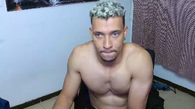 AxelNova webcam model stream image