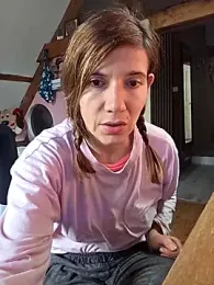 Lina_lou4 webcam model stream image