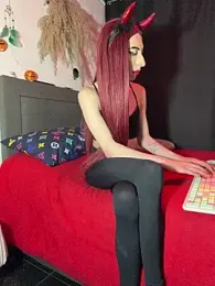 DOMINANT_TEACHER_KAROL webcam model stream image