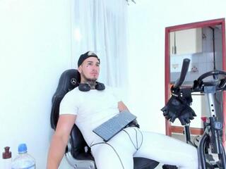 Percy Ladd webcam model stream image