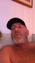 Loriginal32 webcam model stream image