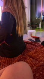 Loriginal32 webcam model stream image