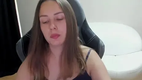 Mia_shy1 webcam model stream image