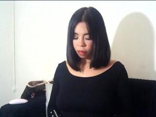 Anahis Smith webcam model stream image