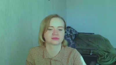 KetrinLowq webcam cam4 model stream image