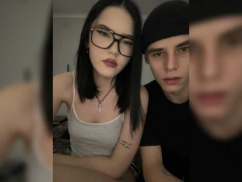 deepsilen webcam bongacams model stream image