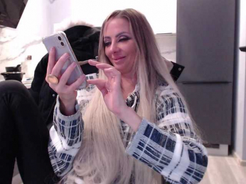 blondalina webcam bongacams model stream image