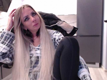 blondalina webcam model stream image