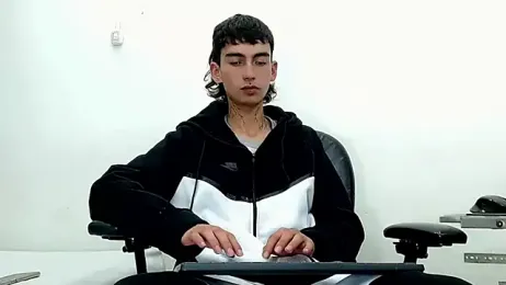 ttimy_x_boy webcam model stream image