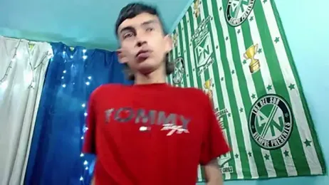 ttimy_x_boy webcam model stream image