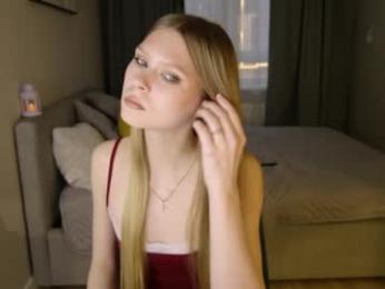 alexialunaris webcam model stream image