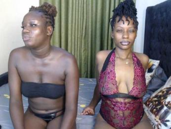 GoldenMuse1 webcam model stream image