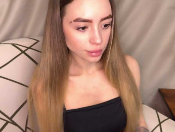 JuliaMiracle webcam model stream image