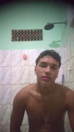 Vini18cm_novin webcam model stream image