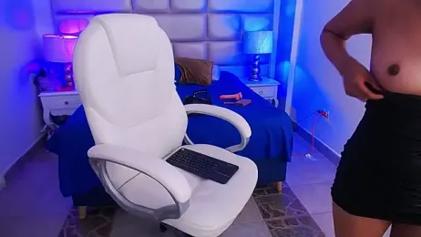 laila_stilwiills webcam stripchat model stream image