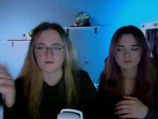 luna-berryy webcam model stream image