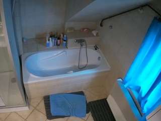 voyeurcam-julmodels-bath-2nd-1 webcam model stream image