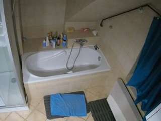 voyeurcam-julmodels-bath-2nd-1 webcam model stream image